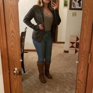 Jacket/zip up sweater